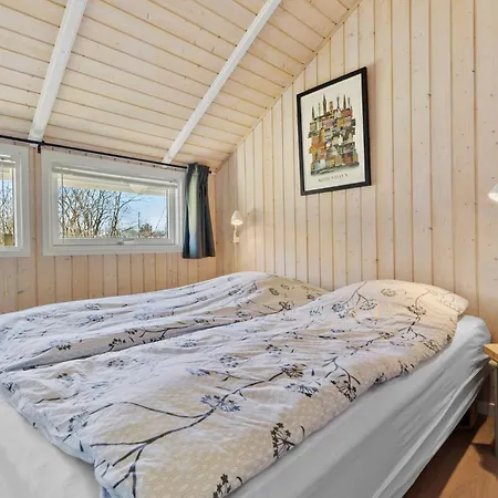 4 Bedroom Awesome In